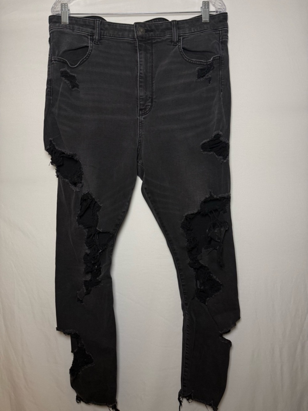 American Eagle Outfitters Women's Skinny Ripped Black Jeans